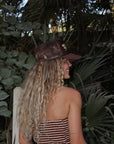 HIBISCUS TRUCKER HAT